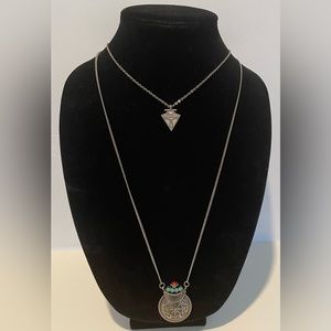 Silver Tone, Arrowhead, Turquoise, Nudes, Chain Necklace